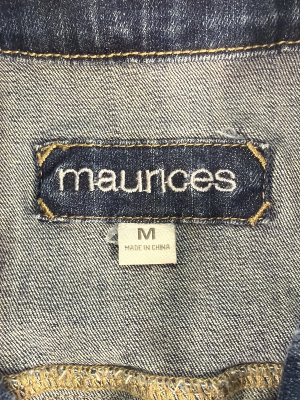 Maurices Blue Distressed Denim Vest Size M Medium Button Down Front Sleeveless - Picture 10 of 12